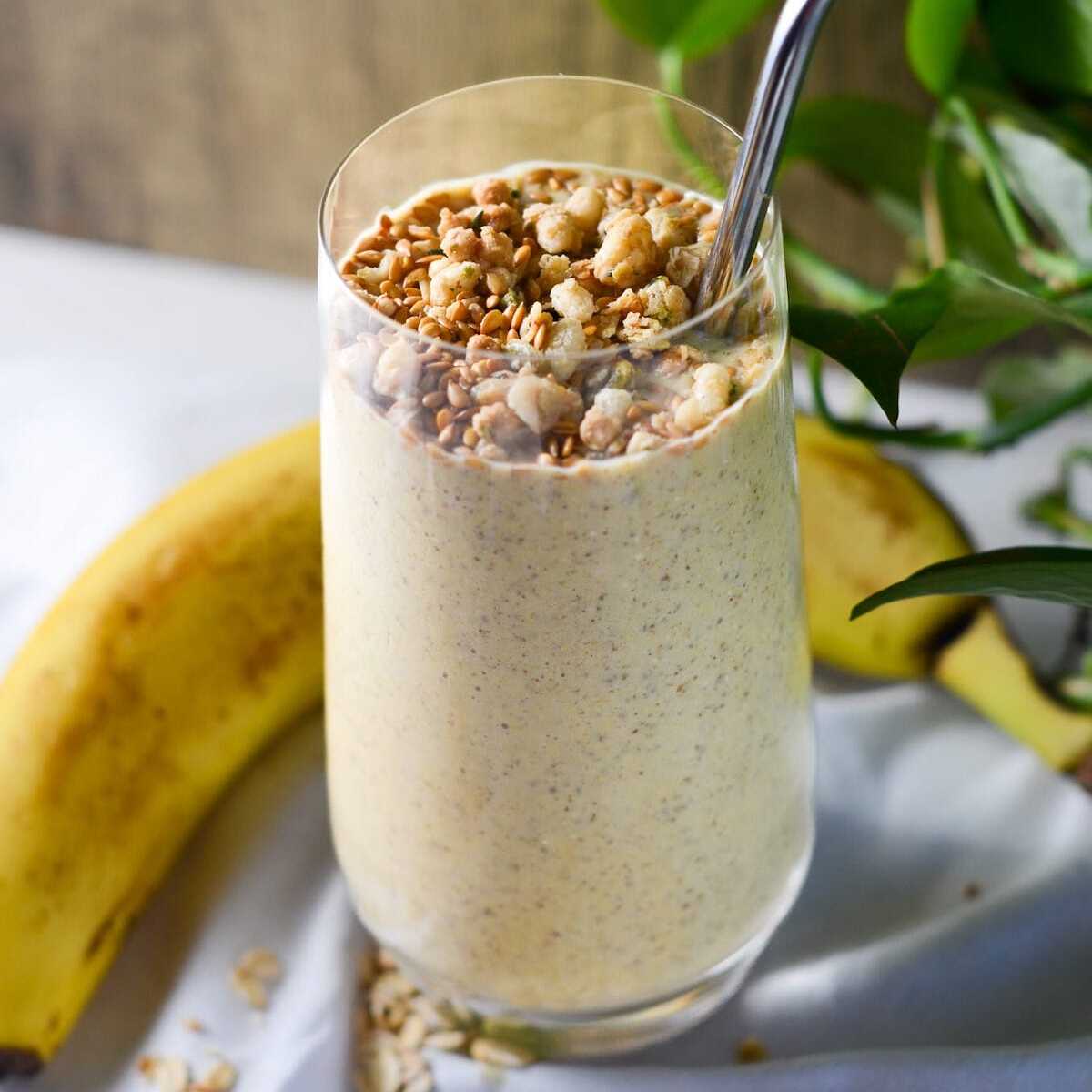 This is a photo of a gut health smoothie with granola. 