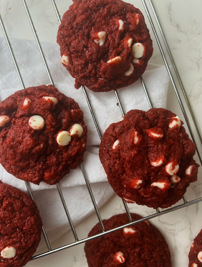 This is a picture of an overhead shot of vegan red velvet cookies.
