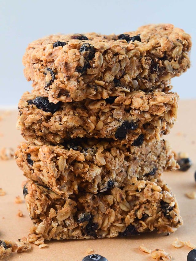 Healthy Blueberry Crisp Granola Bars Naturallie PlantBased