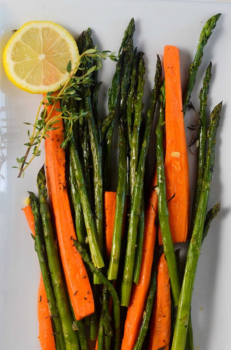 Roasted Carrots & Asparagus with Lemon & Thyme Naturallie PlantBased