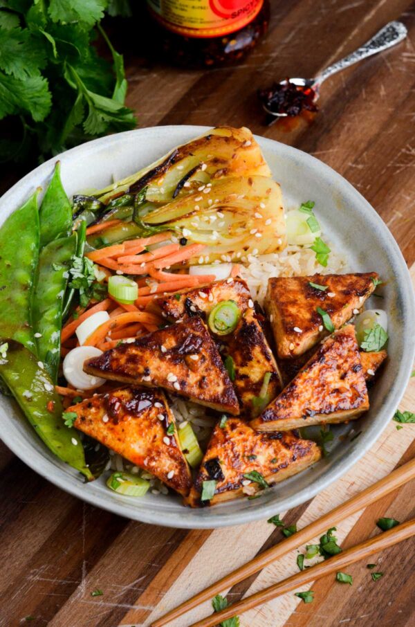 Chili Crisp Tofu Bowls - Naturallie Plant-Based