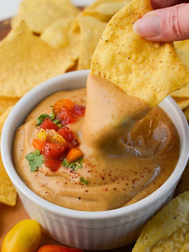 5 Minute Vegan Queso - Naturallie Plant-Based