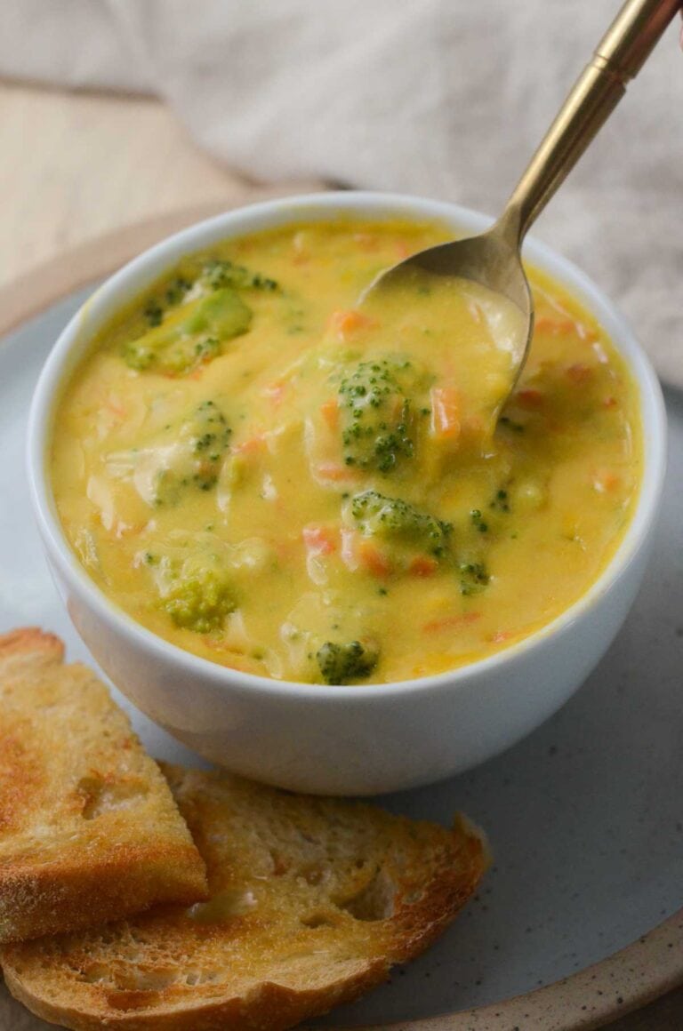 Vegan Broccoli Cheddar Soup