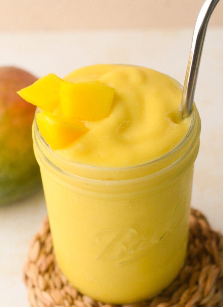 Best Mango Smoothie Recipe